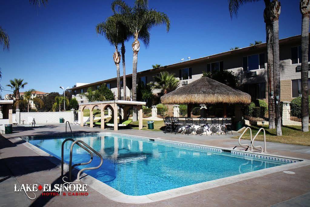 Econo Lodge Lake Elsinore Casino Exteriör bild